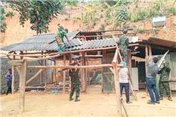 Chung tay “xóa nhà tạm, nhà dột nát” 